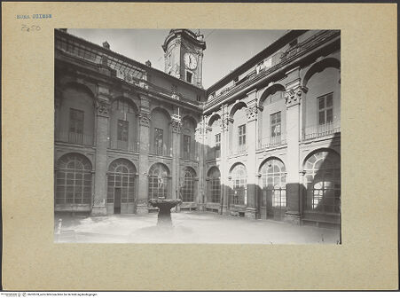 Vorderseite von Sopr.Mon.Laz. [https://www.deutsche-digitale-bibliothek.de/content/lizenzen/rv-ez/] Santa Maria in VallicellaGroßer Kreuzgang (Chiostro Grande, Cortile del giardino) - nach Nordwesten, bh202078_recto. Foto.