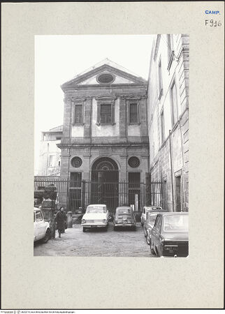 Vorderseite von Bösel, Richard [https://www.deutsche-digitale-bibliothek.de/content/lizenzen/rv-fz/] Santi Marcellino e FestoHauptfassade - Gesamtansicht, bh202713_recto. Foto: Bösel, Richard.