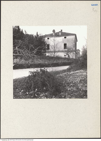 Vorderseite von Bibliotheca Hertziana [https://www.deutsche-digitale-bibliothek.de/content/lizenzen/rv-fz/] Tenuta di Carditello - Bedienstetenhaus, bh202728_recto. Foto: Lehmann-Brockhaus, Otto.