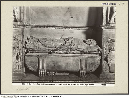 Vorderseite von Alinari [https://www.deutsche-digitale-bibliothek.de/content/lizenzen/rv-ez/] Grabmal des Kardinals Jacopo Tebaldi (+1466)Sarkophag mit Liegefigur - Sarkophag und Liegefigur, bh202791_recto. Foto.