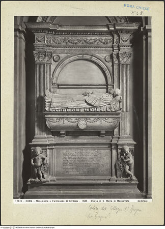 Vorderseite von Alinari [https://rightsstatements.org/page/CNE/1.0/] Grabmal des Ferdinando (Fernando) de Córdoba (+1486) - Gesamtansicht, bh202803_recto. Foto.