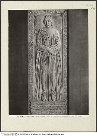 Vorderseite von Alinari [https://rightsstatements.org/page/CNE/1.0/] Grabplatte des Pietro Suaro Guzman - Gesamtansicht, bh202883_recto. Foto.