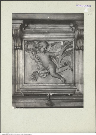 Vorderseite von ICCD [https://www.deutsche-digitale-bibliothek.de/content/lizenzen/rv-ez/] Putto mit Palmzweig und Blumenkranz - Gesamtansicht, bh205254_recto. Foto.