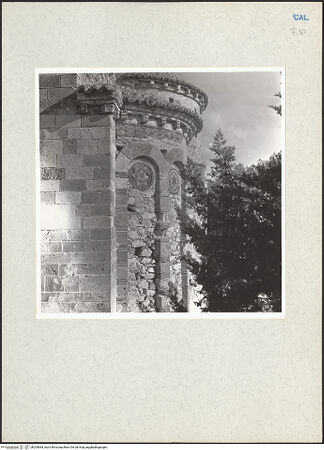 Vorderseite von Bibliotheca Hertziana [https://www.deutsche-digitale-bibliothek.de/content/lizenzen/rv-fz/] Santa Maria del PatireRückfassade mit Apsiden - Südliche Nebenapsis, von Süden, bh205684_recto. Foto: Lehmann-Brockhaus, Otto.