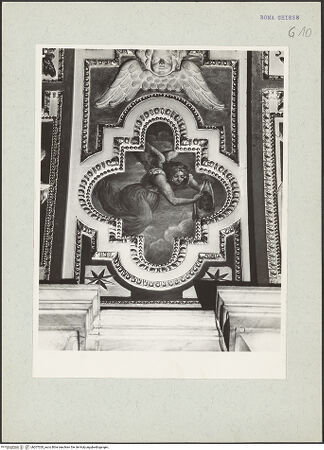 Vorderseite von unbekannt [https://www.deutsche-digitale-bibliothek.de/content/lizenzen/rv-ez/] Dekoration mit Darstellungen von Engeln mit den Arma ChristiEngel mit dem Schweißtuch der Veronika - , bh207020_recto. Foto: Hutzel, Max.