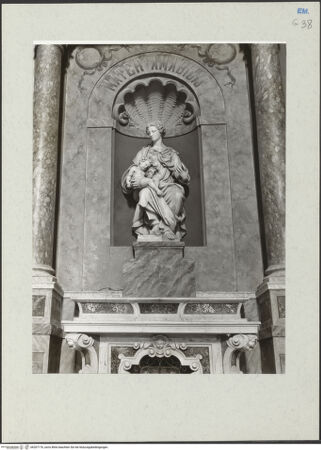 Vorderseite von Kunsthistorisches Institut der Universität Wien [https://www.deutsche-digitale-bibliothek.de/content/lizenzen/rv-ez/] Mater Amabilis - , bh207176_recto. Foto: Lorenz, Wien.