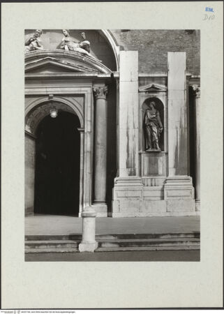 Vorderseite von Kunsthistorisches Institut der Universität Wien [https://www.deutsche-digitale-bibliothek.de/content/lizenzen/rv-ez/] Santa Maria Assunta & Duomo - Untergeschoss, Teilansicht, bh207180_recto. Foto: Lorenz, Wien.