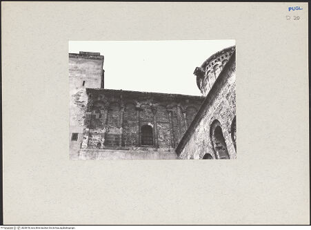 Vorderseite von Garton, Tessa [https://www.deutsche-digitale-bibliothek.de/content/lizenzen/rv-ez/] DuomoSüdflanke und Südquerhaus - Südquerhaus von Osten, bh208150_recto. Foto: Garton, Tessa.