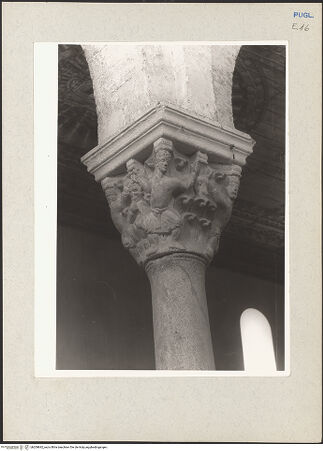 Vorderseite von Mörsch [https://www.deutsche-digitale-bibliothek.de/content/lizenzen/rv-ez/] Kapitelle der NordarkadeKapitell 4 - Gesamtansicht, bh209842_recto. Foto: Mörsch.