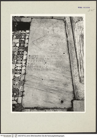 Vorderseite von Arte Fotografica [https://www.deutsche-digitale-bibliothek.de/content/lizenzen/rv-ez/] Grabplatte des Ekehart Crecil (gest. 1312) - , bh210712_recto. Foto.