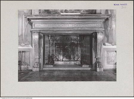 Vorderseite von unbekannt [https://www.deutsche-digitale-bibliothek.de/content/lizenzen/rv-fz/] Kamin - Gesamtansicht, bh212413_recto. Foto.