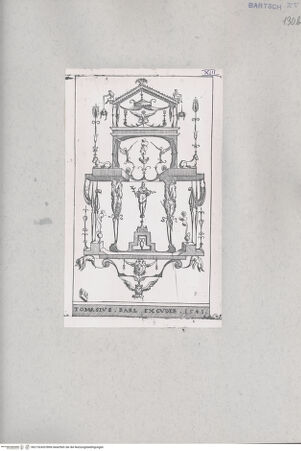 Vorderseite von  [http://creativecommons.org/publicdomain/mark/1.0/] , bh215242d. Foto.