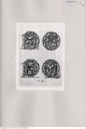 Vorderseite von  [http://creativecommons.org/publicdomain/mark/1.0/] ... - , bh215269. Foto.