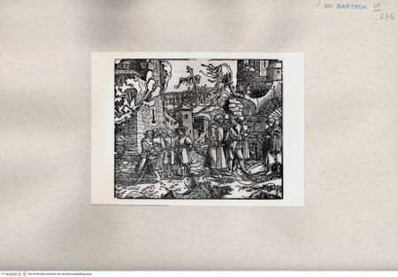 Vorderseite von  [http://creativecommons.org/publicdomain/mark/1.0/] , bh216250. Foto.