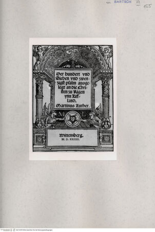 Vorderseite von  [http://creativecommons.org/publicdomain/mark/1.0/] ... - , bh216355. Foto.