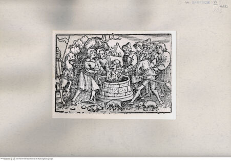 Vorderseite von  [http://creativecommons.org/publicdomain/mark/1.0/] , bh216475. Foto.