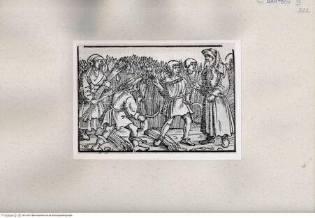 Vorderseite von  [http://creativecommons.org/publicdomain/mark/1.0/] , bh216519. Foto.