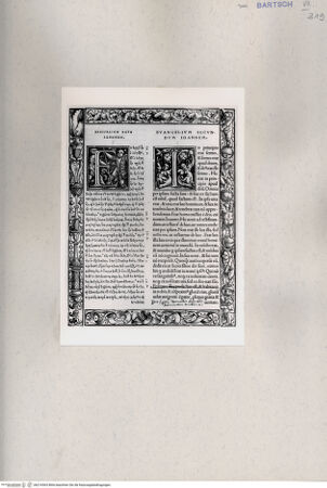 Vorderseite von  [http://creativecommons.org/publicdomain/mark/1.0/] ... - , bh216563. Foto.