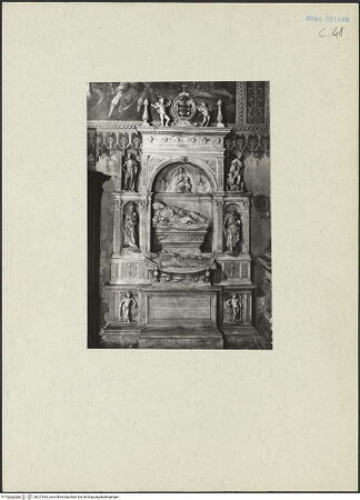 Vorderseite von ICCD [https://www.deutsche-digitale-bibliothek.de/content/lizenzen/rv-ez/] Grabmal für Kardinal Giovanni Michiel und Bischof Antonio Orso - Gesamtansicht, bh217642_recto. Foto.
