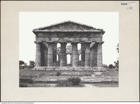 Vorderseite von ICCD [https://www.deutsche-digitale-bibliothek.de/content/lizenzen/rv-ez/] Tempio di Nettuno - Ansicht von Osten, bh219067_recto. Foto.