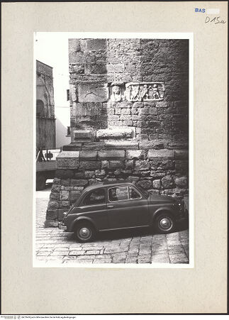 Vorderseite von Claussen, Peter Cornelius [https://www.deutsche-digitale-bibliothek.de/content/lizenzen/rv-fz/] Cattedrale - Südseite, Untergeschoss, Detail, bh219418_recto. Foto: Claussen, Peter Cornelius.