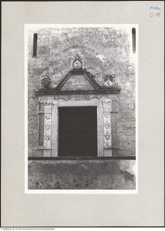 Vorderseite von Claussen, Peter Cornelius [https://www.deutsche-digitale-bibliothek.de/content/lizenzen/rv-fz/] Portal des Nordseitenschiffes - Teilansicht, bh219602_recto. Foto: Claussen, Peter Cornelius.