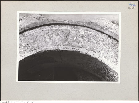 Vorderseite von Claussen, Peter Cornelius [https://www.deutsche-digitale-bibliothek.de/content/lizenzen/rv-fz/] CattedraleKrypta - Südlicher Treppenaufgang: Dekoration der Arkosol, bh219628_recto. Foto: Claussen, Peter Cornelius.