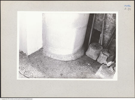 Vorderseite von Claussen, Peter Cornelius [https://www.deutsche-digitale-bibliothek.de/content/lizenzen/rv-fz/] CattedraleQuerhaus, Mittelapsis und Ostkapellen - Südöstlicher Pfeiler der Vierung, Detail, bh219638_recto. Foto: Claussen, Peter Cornelius.