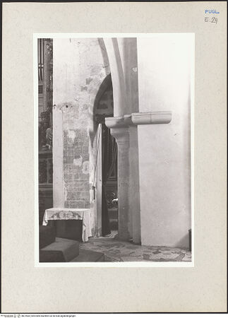 Vorderseite von Claussen, Peter Cornelius [https://www.deutsche-digitale-bibliothek.de/content/lizenzen/rv-fz/] CattedraleQuerhaus, Mittelapsis und Ostkapellen - Nordöstlicher Pfeiler der Vierung, Detail, bh219642_recto. Foto: Claussen, Peter Cornelius.