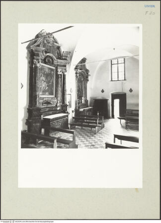 Vorderseite von Getty Research Institute? [https://www.deutsche-digitale-bibliothek.de/content/lizenzen/rv-fz/] Santa Marina - Inneres, Eingangswand und Teilansicht der rechten Wand, bh220294_recto. Foto: Hutzel, Max.