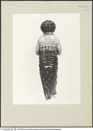 Vorderseite von ICCD [https://www.deutsche-digitale-bibliothek.de/content/lizenzen/rv-ez/] Das heilige Christuskind - Santo Bambino ohne Votivgaben und Krone, Rückansicht, bh220924_recto. Foto.