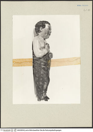 Vorderseite von ICCD [https://www.deutsche-digitale-bibliothek.de/content/lizenzen/rv-ez/] Das heilige Christuskind - Santo Bambino ohne Votivgaben und Krone, Seitenansicht, bh220934_recto. Foto.