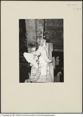 Vorderseite von ICCD [https://www.deutsche-digitale-bibliothek.de/content/lizenzen/rv-ez/] Hochaltar - Ansicht von oben, bh220972_recto. Foto.