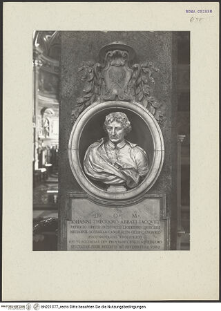 Vorderseite von ICCD [https://www.deutsche-digitale-bibliothek.de/content/lizenzen/rv-ez/] Grabmal des Jean Theodore Jacquet - Detail: Büste, bh221077_recto. Foto.