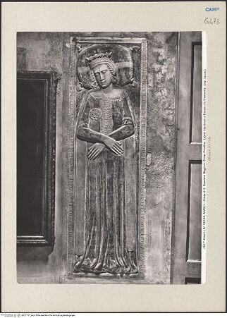 Vorderseite von Alinari [https://www.deutsche-digitale-bibliothek.de/content/lizenzen/rv-ez/] Grabplatte der Giovannella Brancaccio (gest. 1358) - Gesamtansicht, bh221167_recto. Foto.