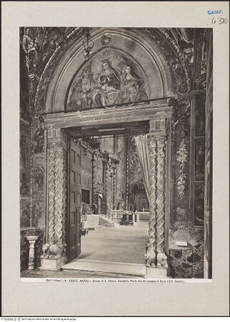 Vorderseite von Alinari [https://www.deutsche-digitale-bibliothek.de/content/lizenzen/rv-ez/] Santa ChiaraNonnenchor - Portal, bh221334_recto. Foto.