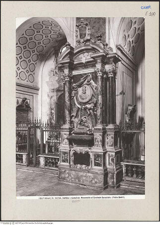 Vorderseite von Alinari [https://www.deutsche-digitale-bibliothek.de/content/lizenzen/rv-ez/] Grabmal des Kardinals Innico Caracciolo (gest. 1685) - Gesamtansicht, bh221387_recto. Foto.