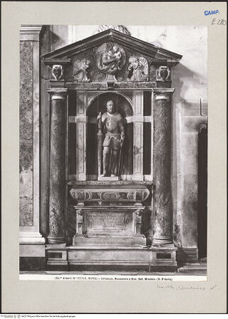 Vorderseite von Alinari [https://www.deutsche-digitale-bibliothek.de/content/lizenzen/rv-ez/] Grabmal des Giovan Battista Capece Minutolo (gest. 1580) - Teilansicht, bh221395_recto. Foto.