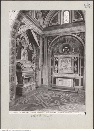 Vorderseite von Alinari [https://www.deutsche-digitale-bibliothek.de/content/lizenzen/rv-ez/] Sant'Anna dei LombardiCappella Piccolomini - Innenansicht, bh224726_recto. Foto.