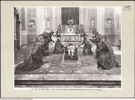 Vorderseite von Alinari [https://www.deutsche-digitale-bibliothek.de/content/lizenzen/rv-ez/] Beweinung Christi - Gesamtansicht, bh224735_recto. Foto.