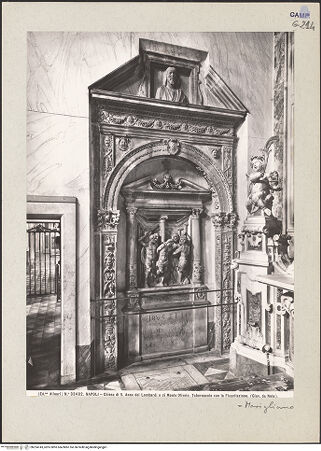 Vorderseite von Alinari [https://www.deutsche-digitale-bibliothek.de/content/lizenzen/rv-ez/] Geisselung Christi - Gesamtansicht, bh224743_recto. Foto.