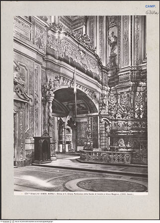 Vorderseite von Alinari [https://www.deutsche-digitale-bibliothek.de/content/lizenzen/rv-ez/] Santa Chiara - Detail: Hauptaltar und linke Kapelle, bh224778_recto. Foto.