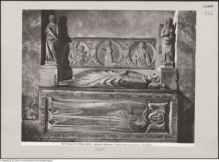 Vorderseite von Alinari [https://www.deutsche-digitale-bibliothek.de/content/lizenzen/rv-ez/] Grabmäler der Familie Caracciolo - Gesamtansicht, bh224791_recto. Foto.