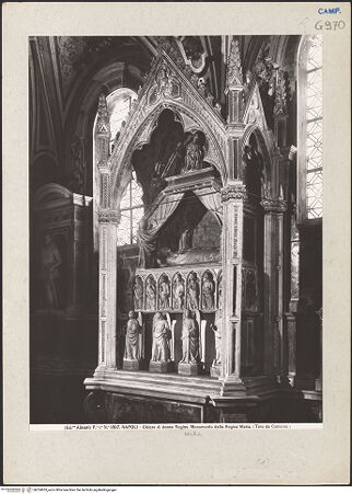 Vorderseite von Alinari [https://www.deutsche-digitale-bibliothek.de/content/lizenzen/rv-ez/] Grabmal der Königin Maria von Ungarn - Gesamtansicht, bh224853_recto. Foto.