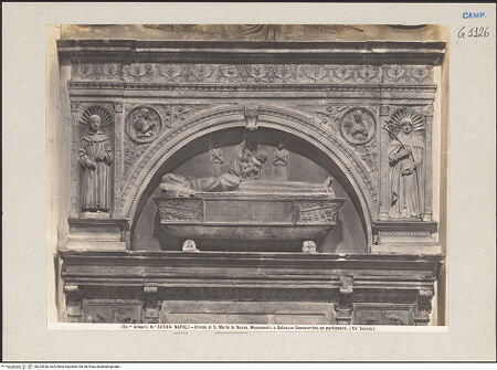 Vorderseite von Alinari [https://www.deutsche-digitale-bibliothek.de/content/lizenzen/rv-ez/] Grabmal des Galeazzo Sanseverino (gest. 1477)Heiliger; Verkündigung; Madonna; Galeazzo Sanseverino; die heilige Klara - Gesamtansicht, bh224926_recto. Foto.