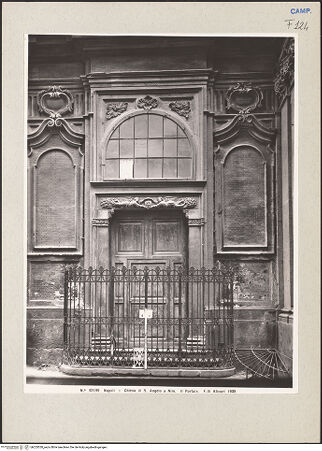 Vorderseite von Alinari [https://www.deutsche-digitale-bibliothek.de/content/lizenzen/rv-ez/] Sant'Angelo a Nilo - Portal (um 1450), bh225020_recto. Foto.