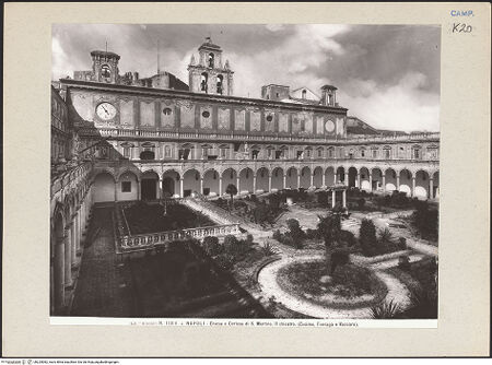 Vorderseite von Alinari [https://www.deutsche-digitale-bibliothek.de/content/lizenzen/rv-ez/] Certosa di San MartinoChiostro Grande - Ansicht von Südosten, bh225082_recto. Foto.