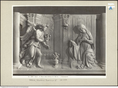 Vorderseite von Alinari [https://www.deutsche-digitale-bibliothek.de/content/lizenzen/rv-ez/] Verkündigung - Gesamtansicht, bh225108_recto. Foto.