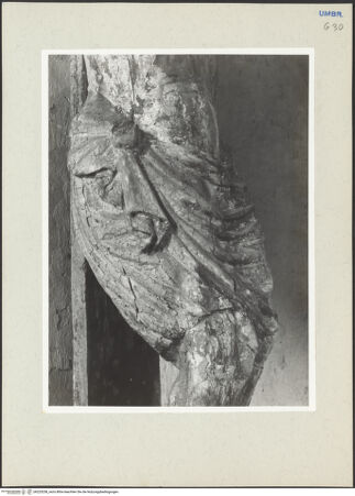 Vorderseite von Foto Marburg [https://www.deutsche-digitale-bibliothek.de/content/lizenzen/rv-ez/] Kruzifix - Detail: Lendenschurz, bh225258_recto. Foto: Hutzel, Max.