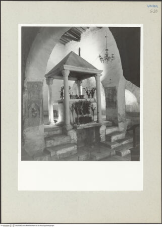 Vorderseite von Foto Marburg [https://www.deutsche-digitale-bibliothek.de/content/lizenzen/rv-ez/] Altarziborium - Ansicht von Südosten, bh225282_recto. Foto: Hutzel, Max.